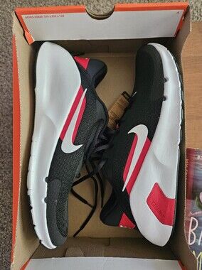 Nike Flex Train Men's Sneakers NWT in Box